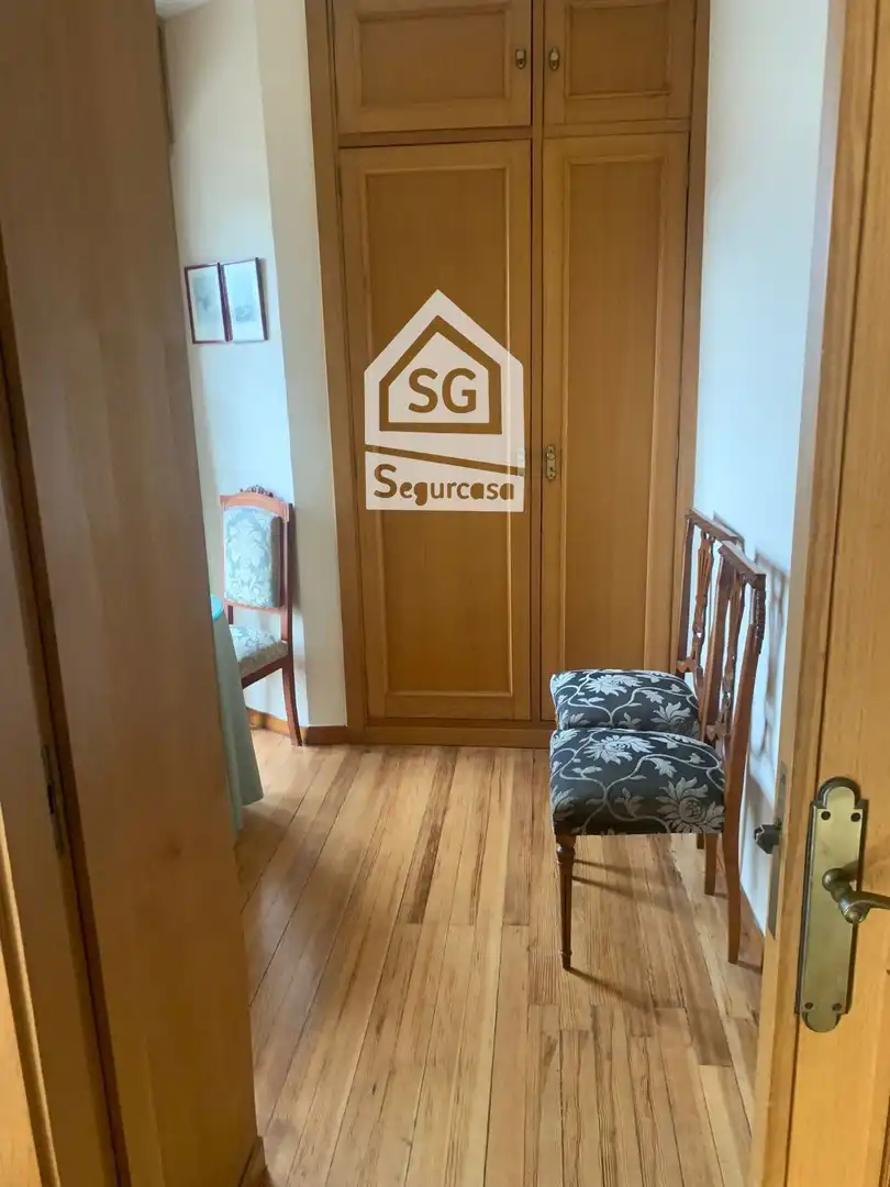 Piso de 229 m² en Ourense