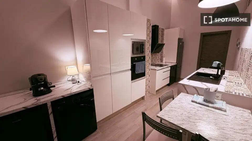 Habitación 104 m², San Juan de Alicante