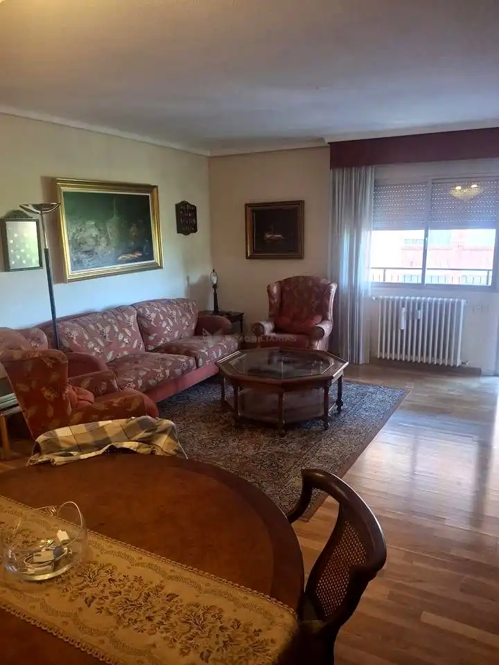 Piso de 156 m² en Teruel