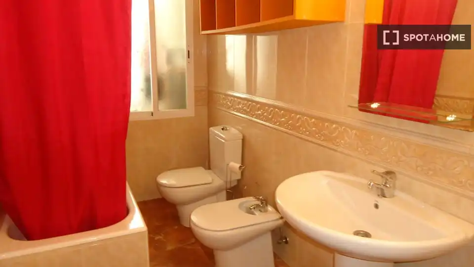 Habitación 121 m², Córdoba