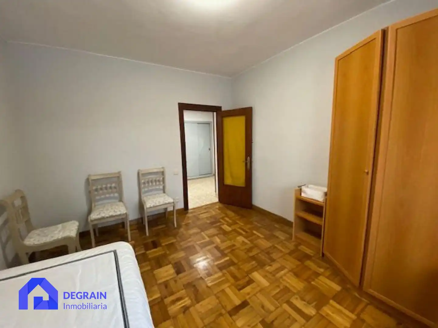 Piso de 81 m² en Oviedo