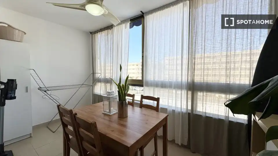 Habitación 63 m², San Bartolomé de Tirajana
