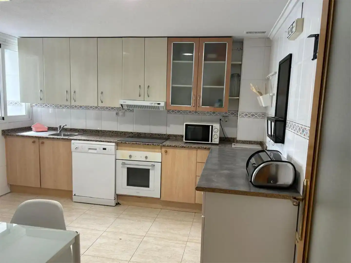 Habitación 150 m², Alicante