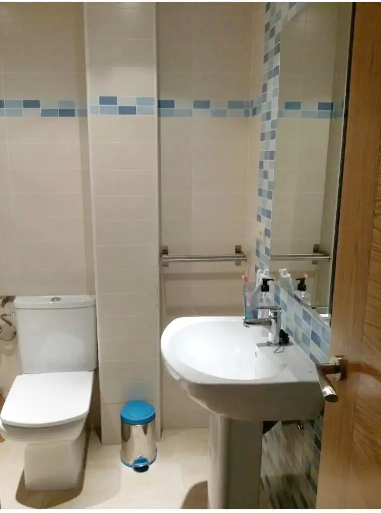Habitación 95 m², Granada