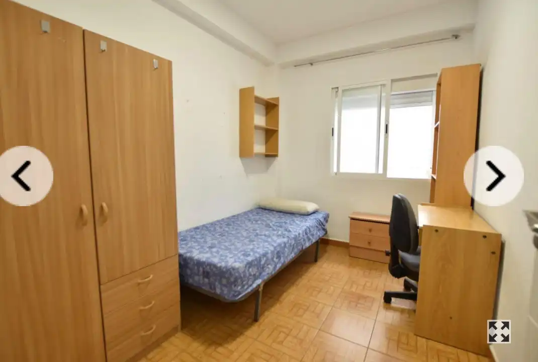 Piso de 120 m² en Granada