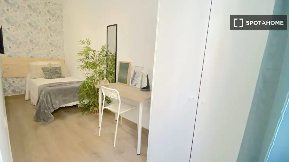 Habitación 230 m², Sevilla