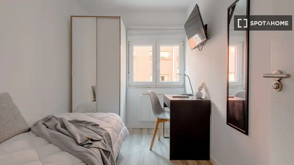 Habitación 75 m², Santander