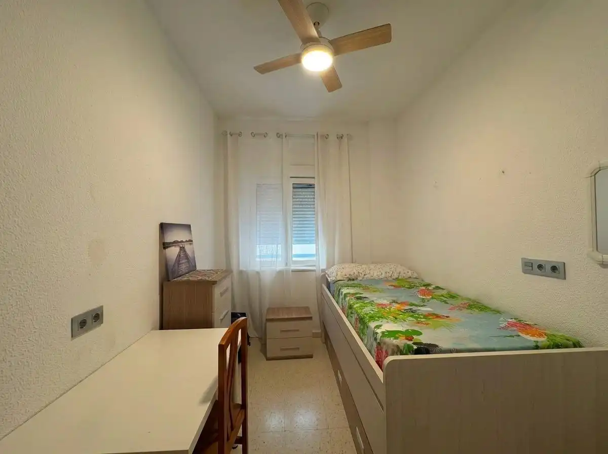 Piso de 84 m² en Cádiz