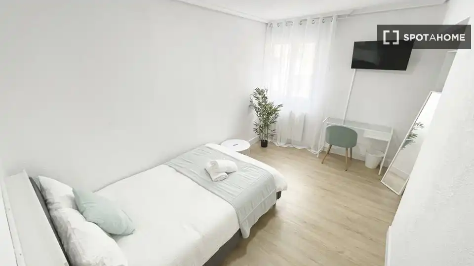 Habitación 81 m², Santander