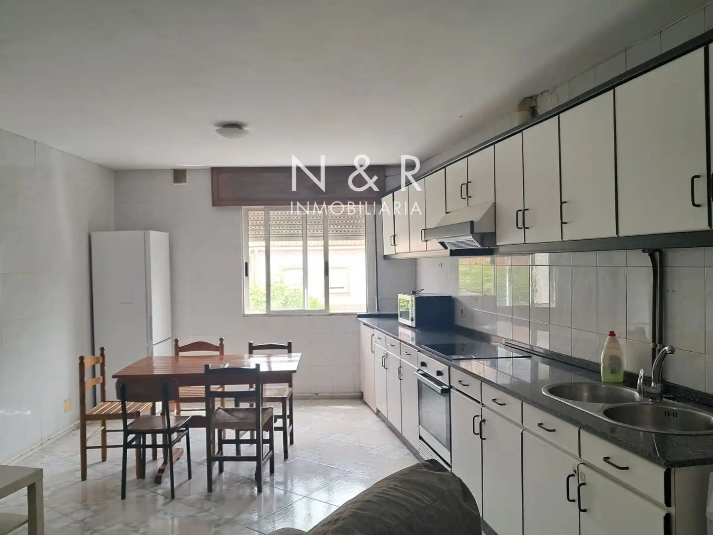 Piso de 80 m² en Santiago de Compostela