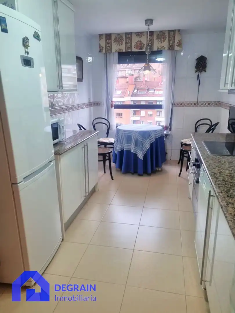Piso de 110 m² en Oviedo