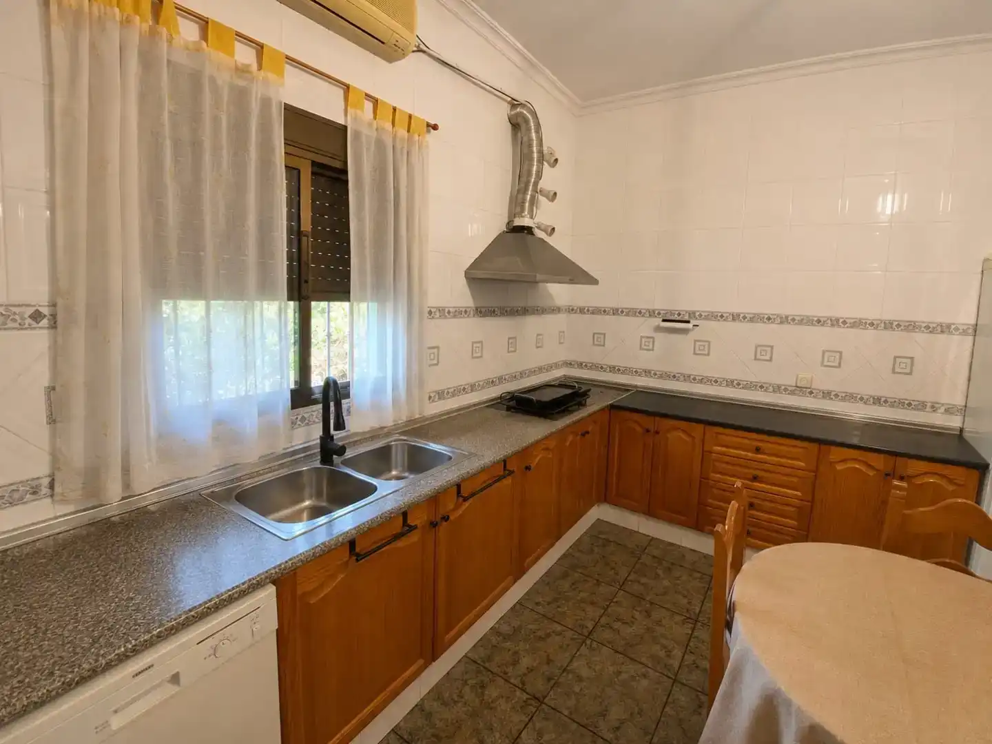 Piso de 100 m² en Mairena del Alcor
