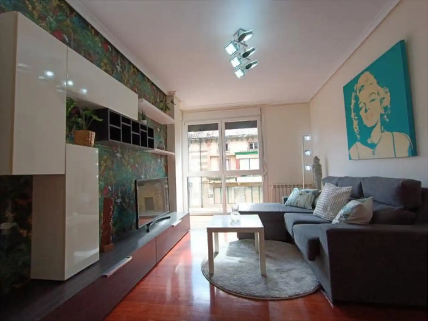 Piso de 60 m² en Ampuero