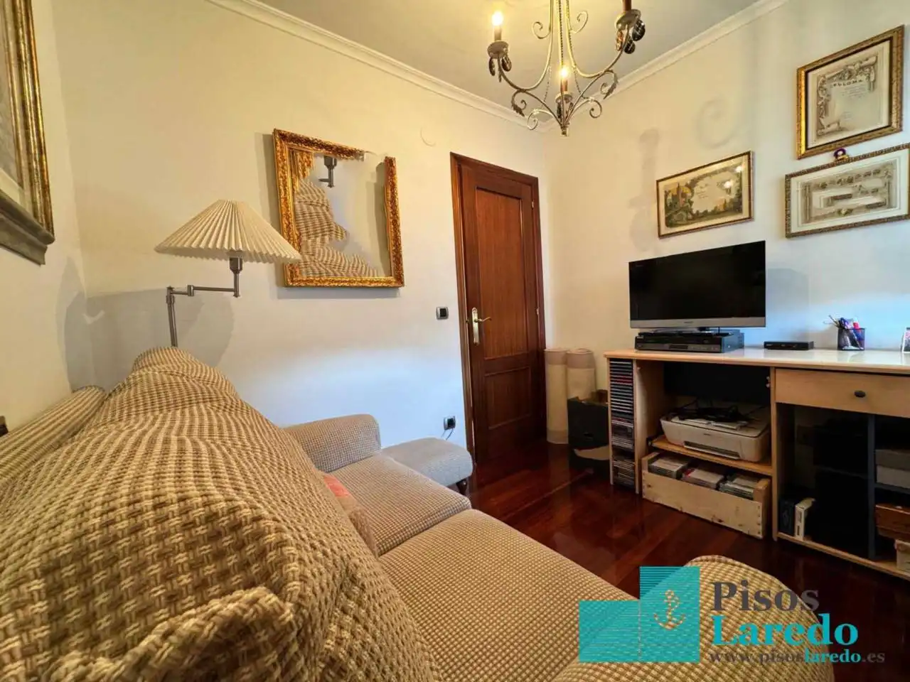Wohnung 100 m² in Laredo
