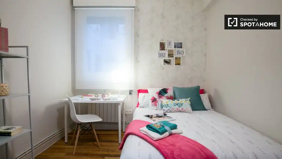Habitación 138 m², Bilbao