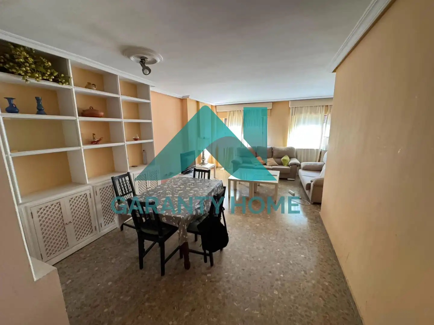 Piso de 100 m² en Cáceres