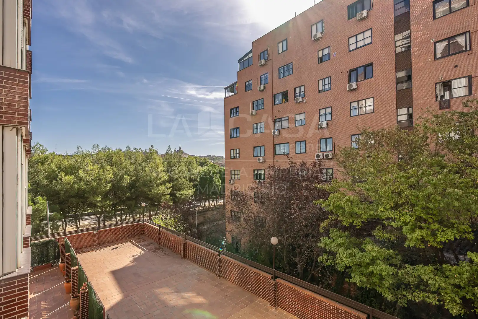 Wohnung 94 m² in Madrid