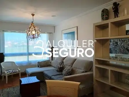 Piso de 85 m² en Oleiros