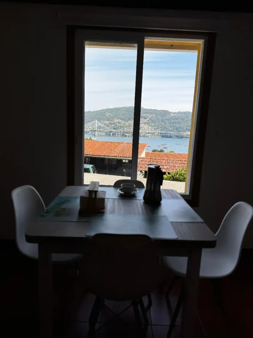 Piso de 300 m² en Moaña