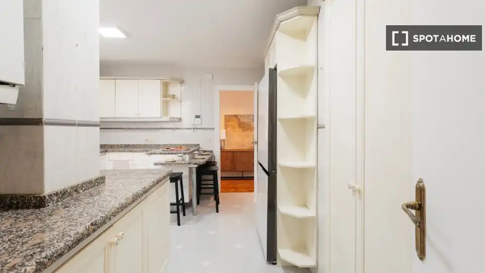 Habitación 140 m², Valencia