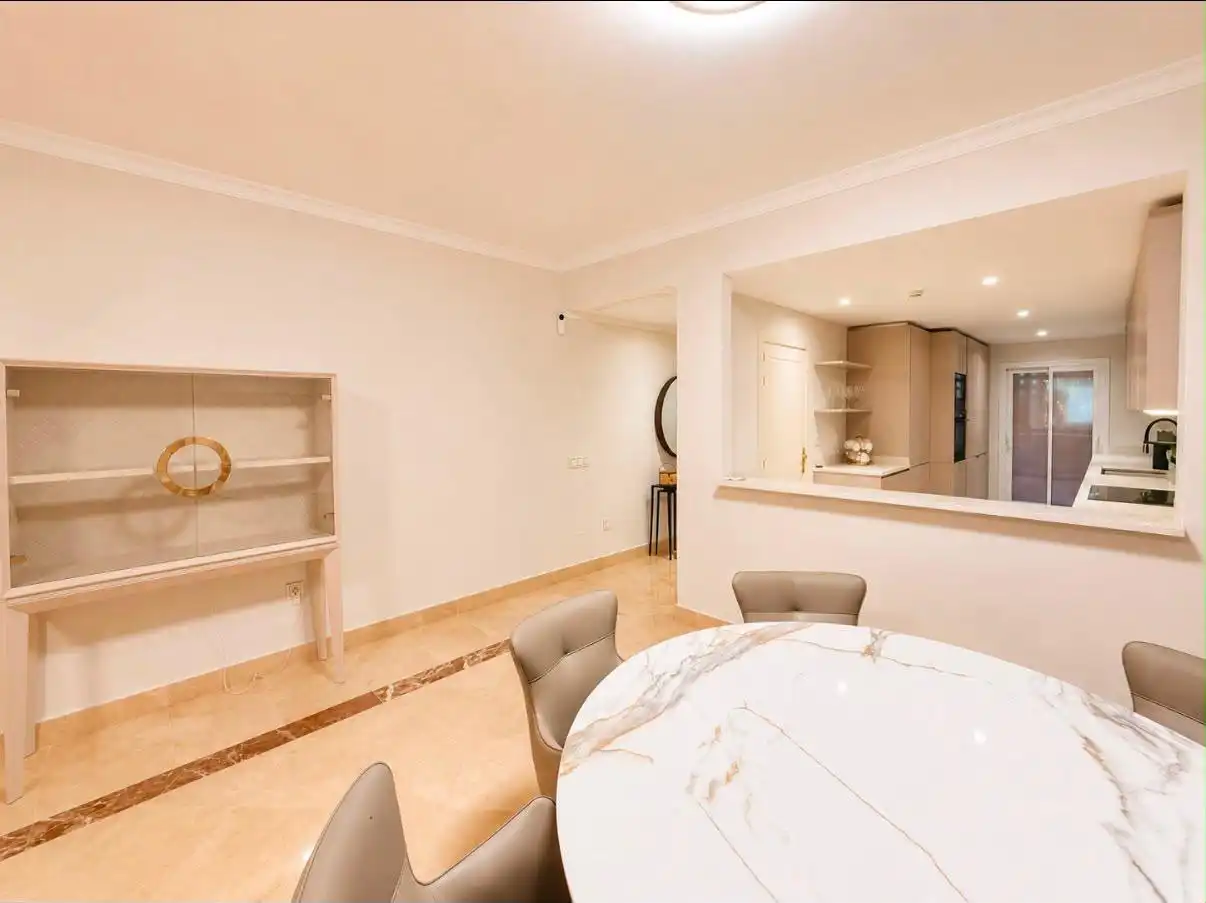 Wohnung 200 m² in Marbella