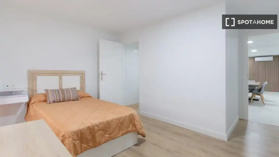 Habitación 201 m², Elche