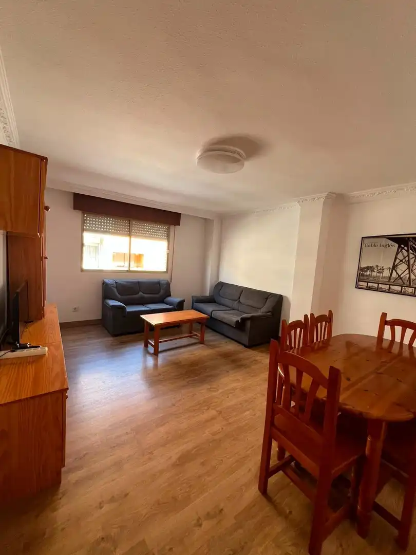Piso de 105 m² en Almería