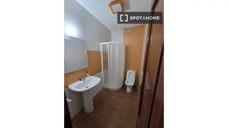 Habitación 115 m², Granada