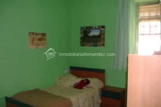 Piso de 85 m² en Cáceres