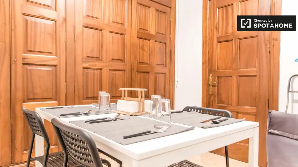 Habitación 250 m², Valencia