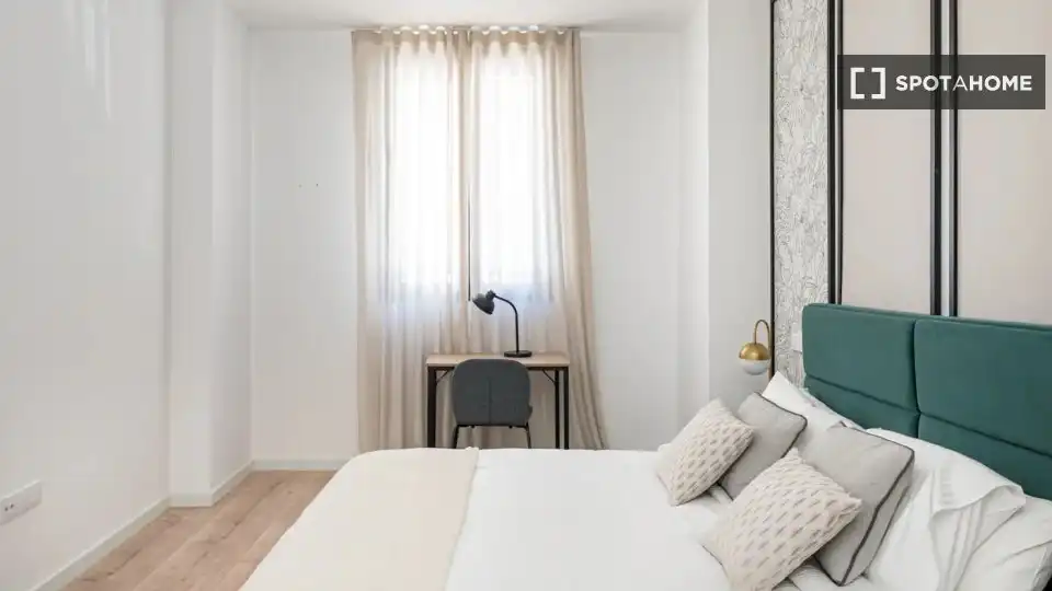 Кімната в оренду, Madrid