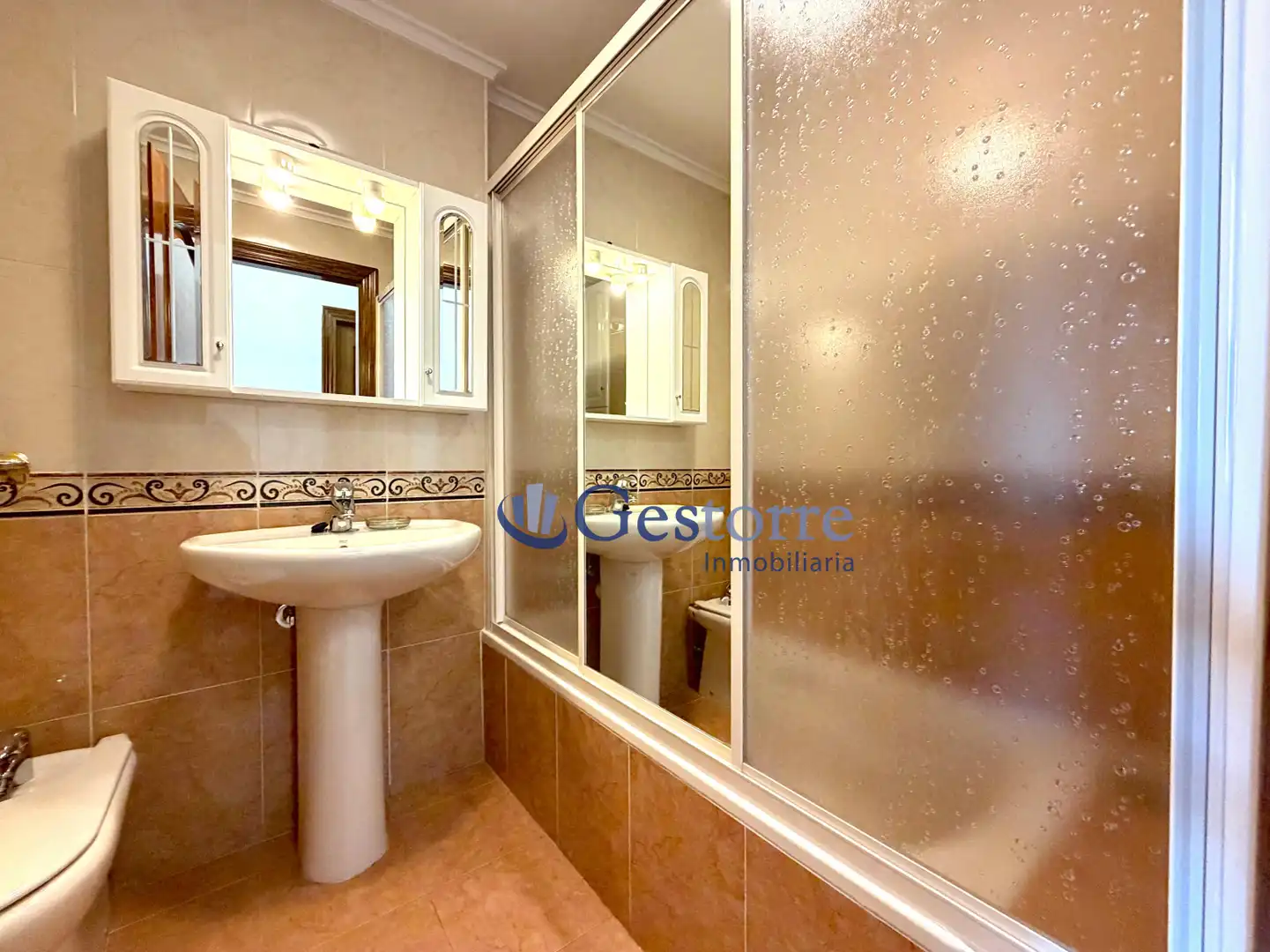 Pis de 77 m² a Oviedo