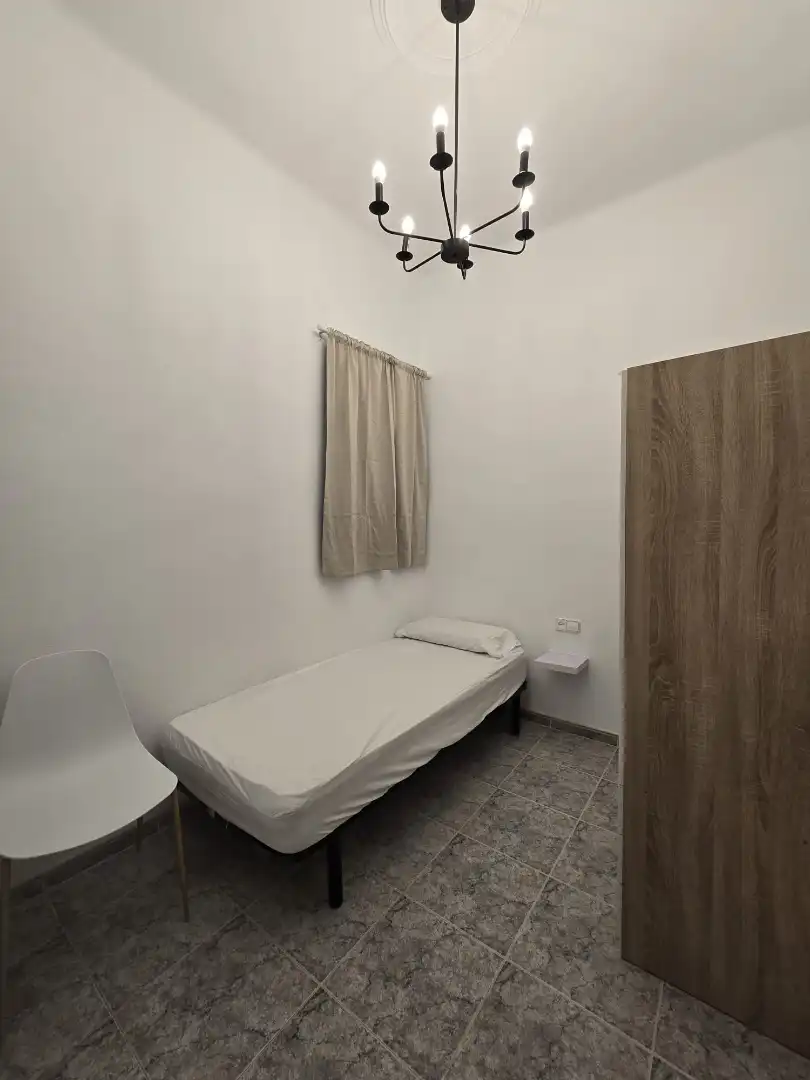 Habitación 135 m², Lérida