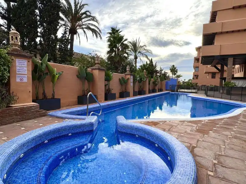 Pis de 235 m² a Estepona