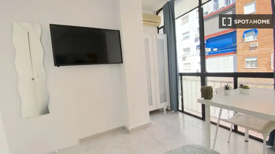 Habitación 86 m², Sevilla