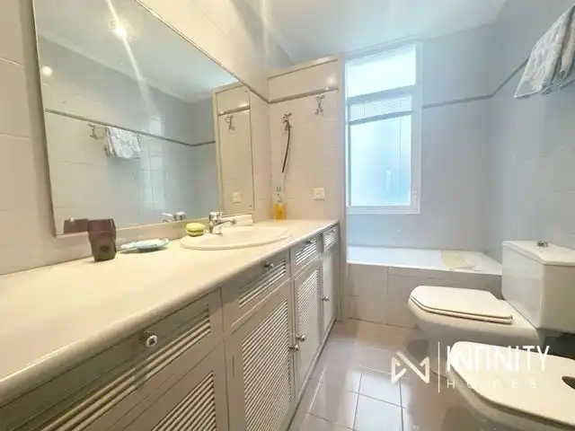 Piso de 210 m² en Bilbao