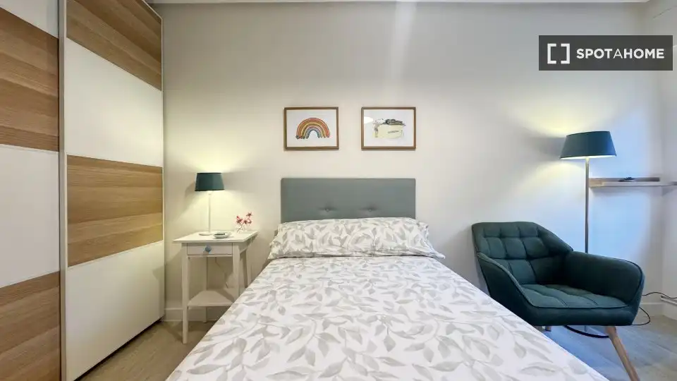 Habitación 104 m², Bilbao