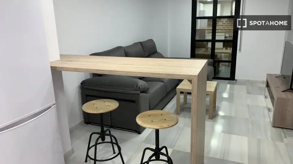 Habitación 86 m², Almería
