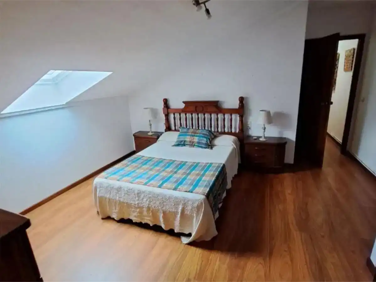 Piso de 87 m² en Pontevedra