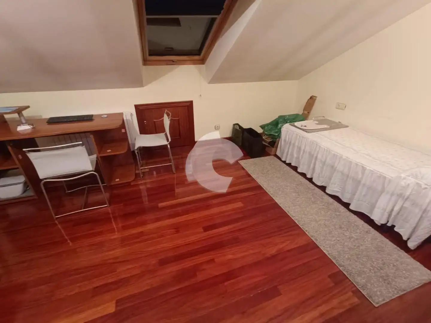 Casa de 350 m² en Ourense