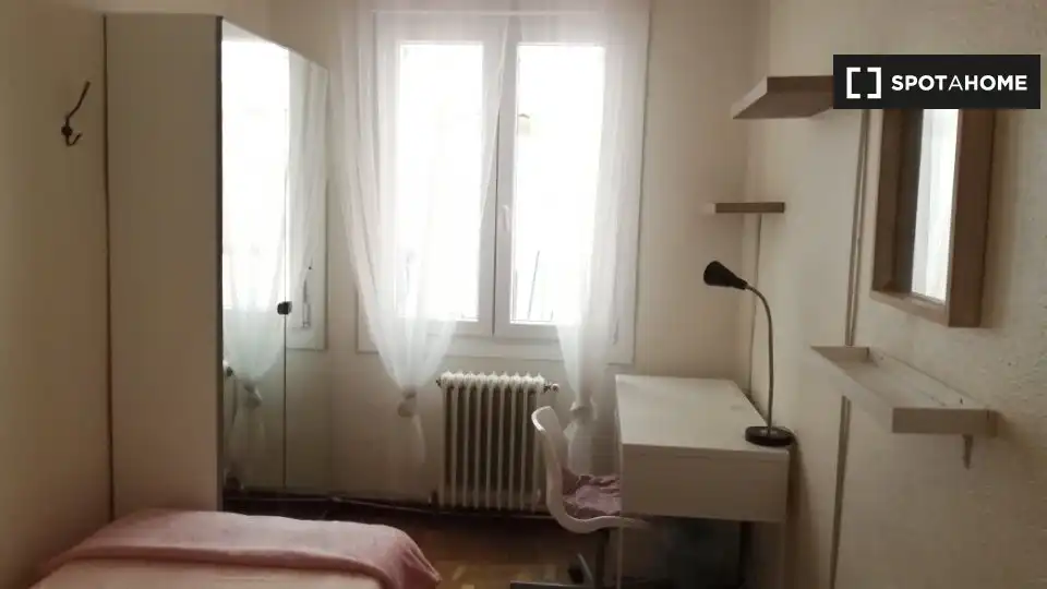 Habitación en alquiler, Pamplona