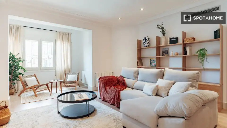 Habitación 208 m², Barcelona