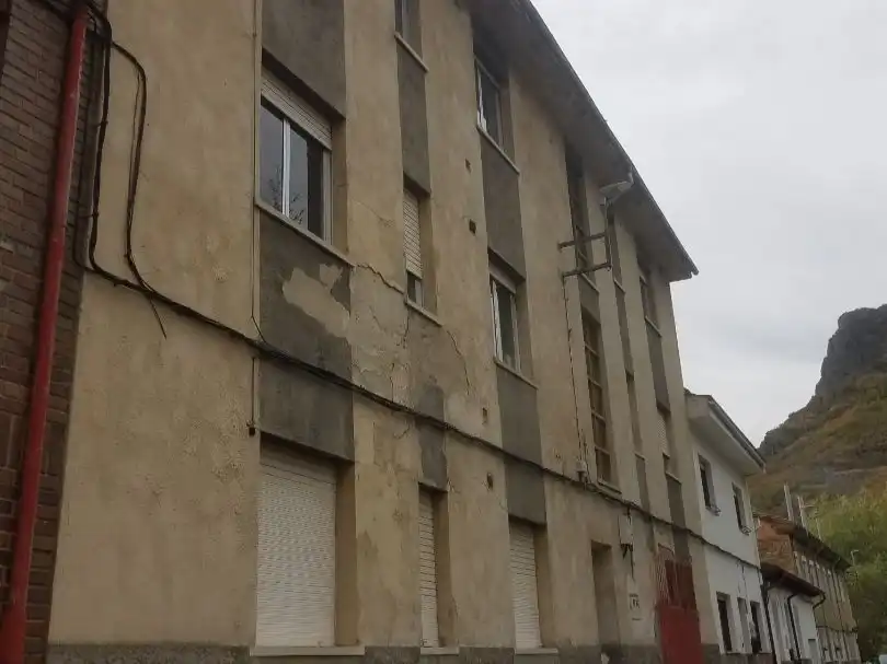 Piso de 65 m² en La Pola de Gordón