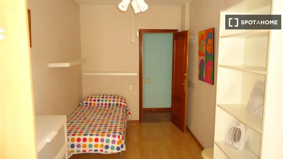 Habitación 121 m², Córdoba