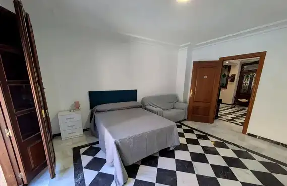 Piso de 504 m² en Linares