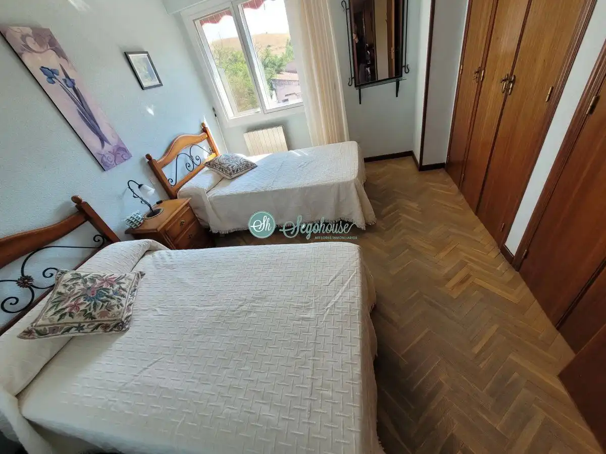 Piso de 93 m² en Segovia