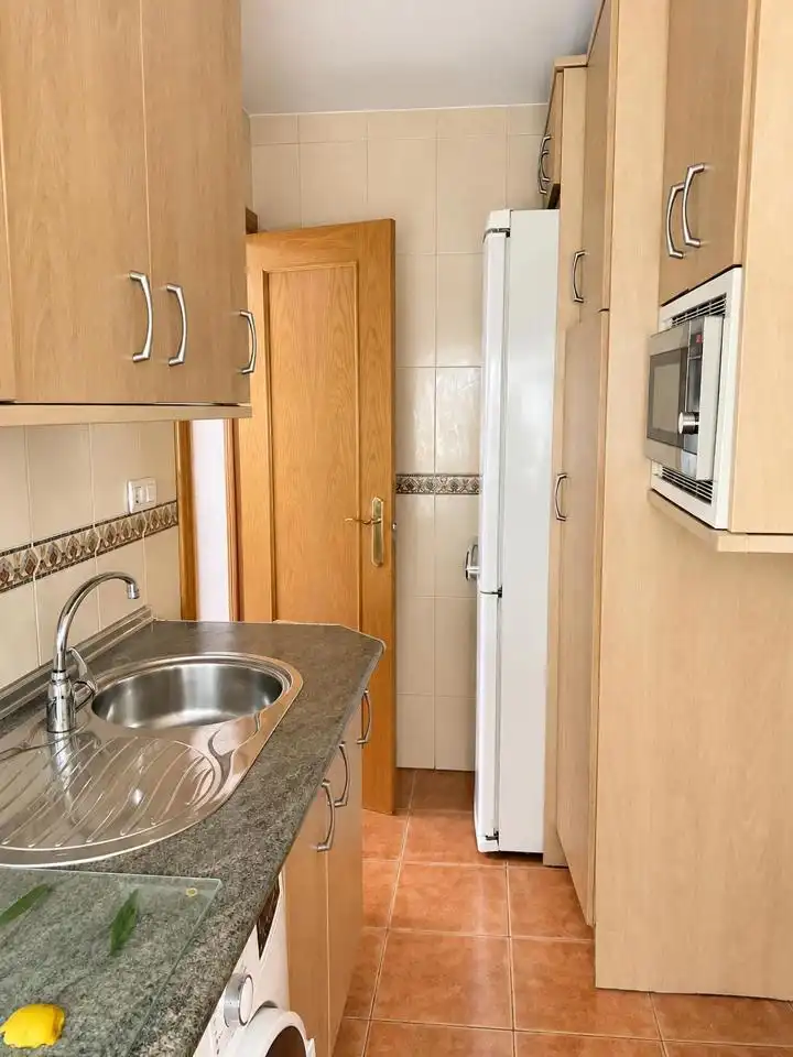 Piso de 77 m² en Granada