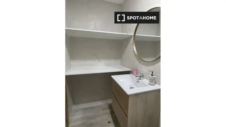 Habitación 81 m², Murcia