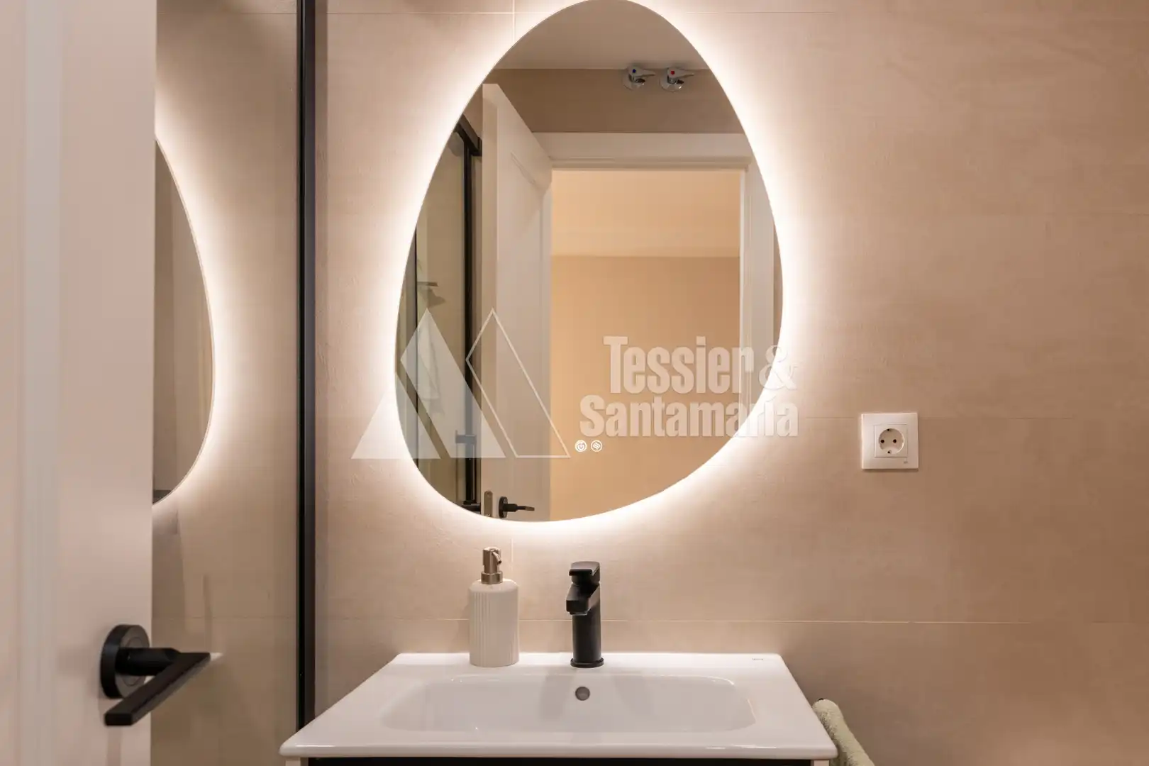 Piso de 77 m² en Gijón
