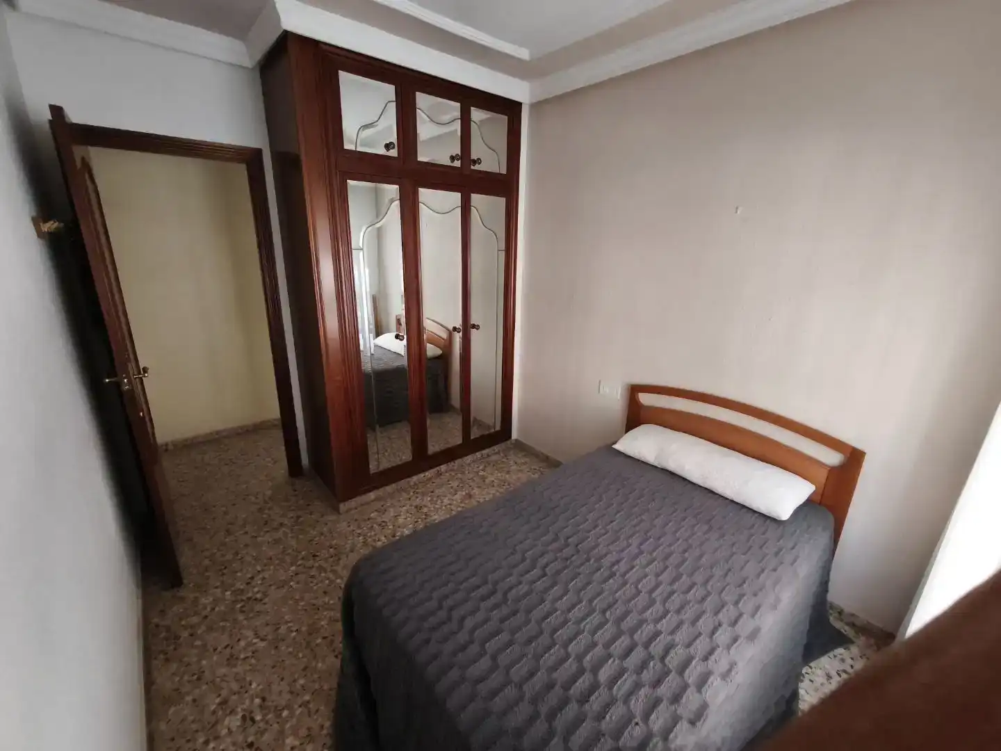 Habitación 120 m², Elda